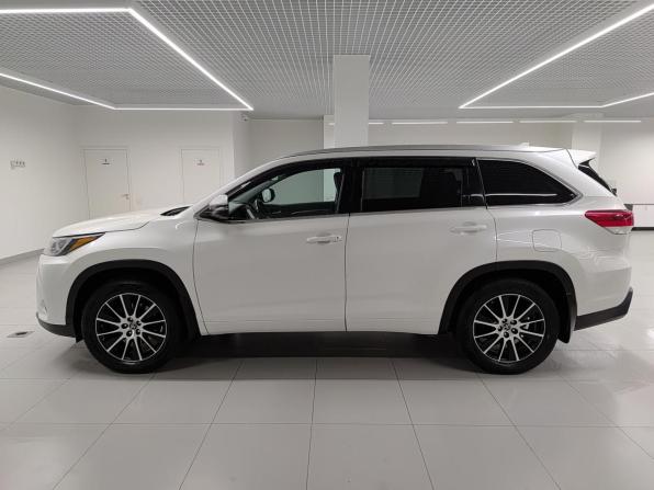 Toyota Highlander III (XU50) Рестайлинг с пробегом 2019 года, цена 3 160 000 рублей, 274059 км, внедорожник, Автокод Объявления
