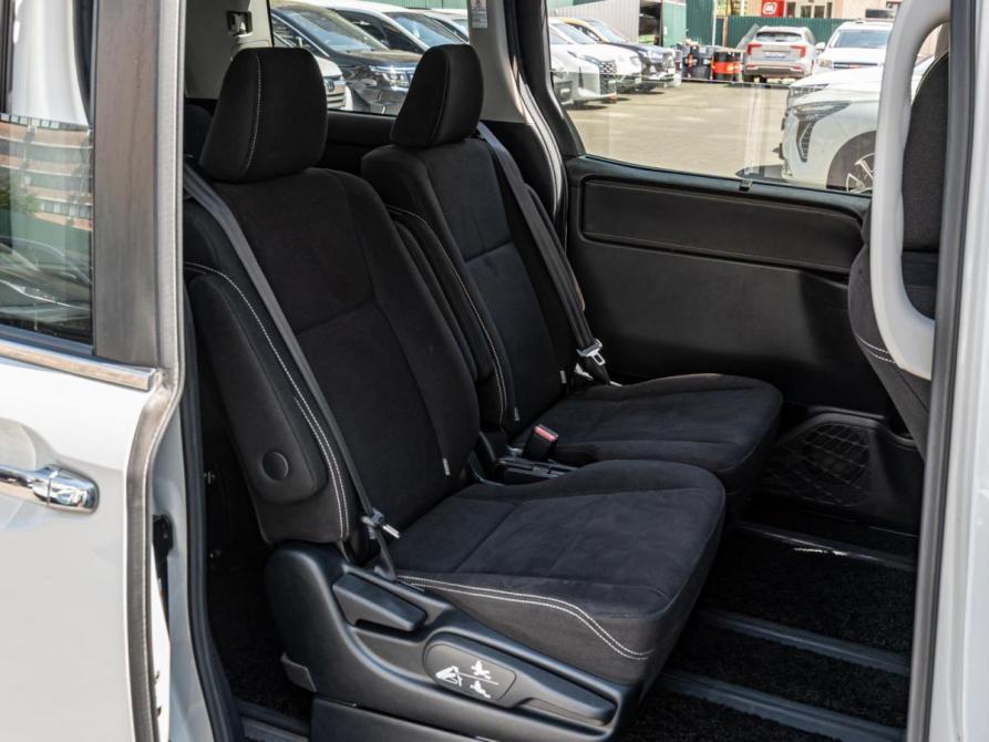 Toyota Esquire I Краснодар  - изображение 10