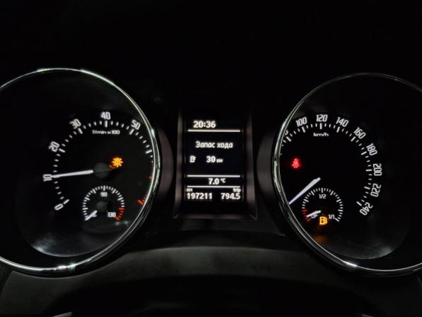 Skoda Yeti I с пробегом 2012 года, цена 670 000 рублей, 197211 км, внедорожник, Автокод Объявления