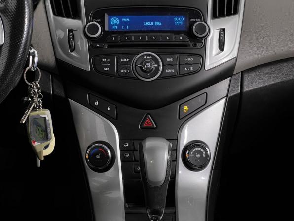 Chevrolet Cruze I Рестайлинг с пробегом 2012 года, цена 750 000 рублей, 297301 км, седан, Автокод Объявления