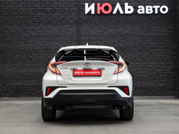 Toyota C-HR I с пробегом 2018 года, цена 1 880 000 рублей, 117250 км, внедорожник, Автокод Объявления