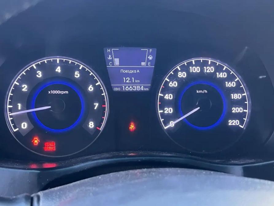 Hyundai Solaris I Волгоград  - изображение 7