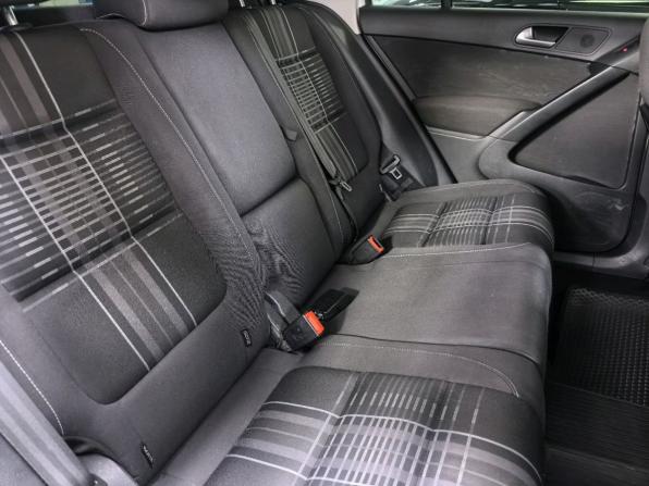Volkswagen Tiguan I Рестайлинг с пробегом 2015 года, цена 1 180 000 рублей, 207967 км, внедорожник, Автокод Объявления