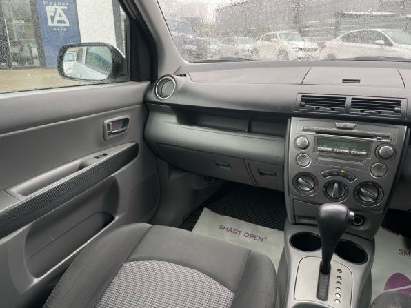 Mazda Demio II (DY) с пробегом 2005 года, цена 400 000 рублей, 266231 км, хэтчбек, Автокод Объявления