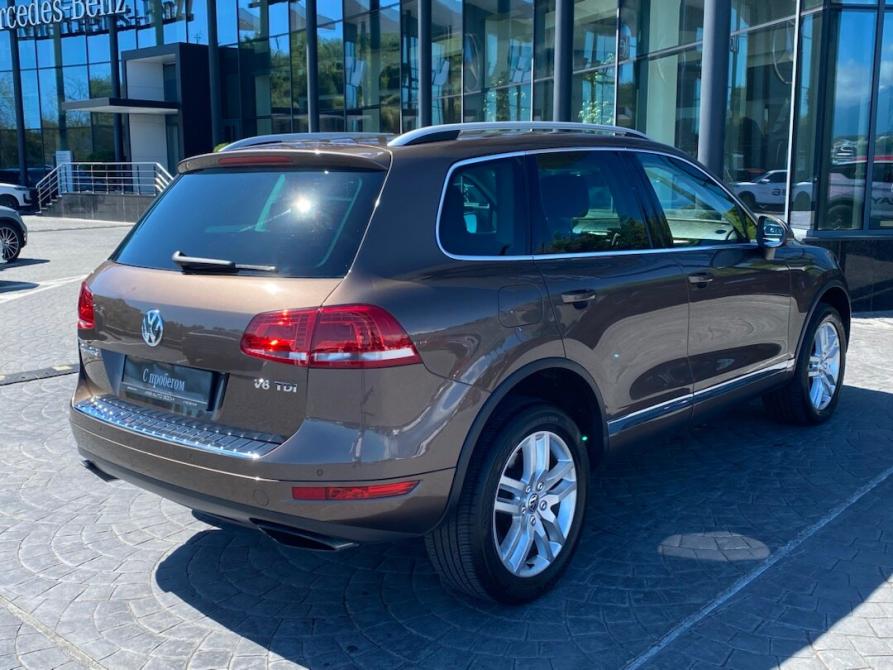 Volkswagen Touareg II Рестайлинг Сочи  - изображение 2
