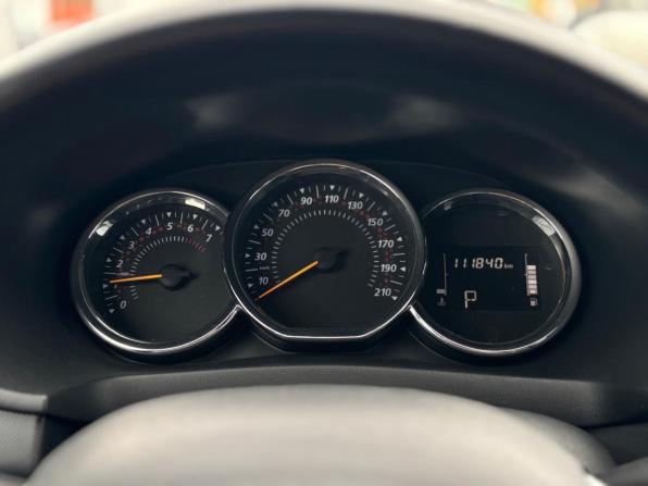 Renault Logan II Рестайлинг с пробегом 2020 года, цена 1 350 000 рублей, 111839 км, седан, Автокод Объявления