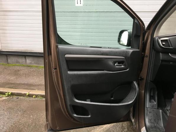 Citroen SpaceTourer I с пробегом 2018 года, цена 1 999 000 рублей, 255294 км, минивэн, Автокод Объявления