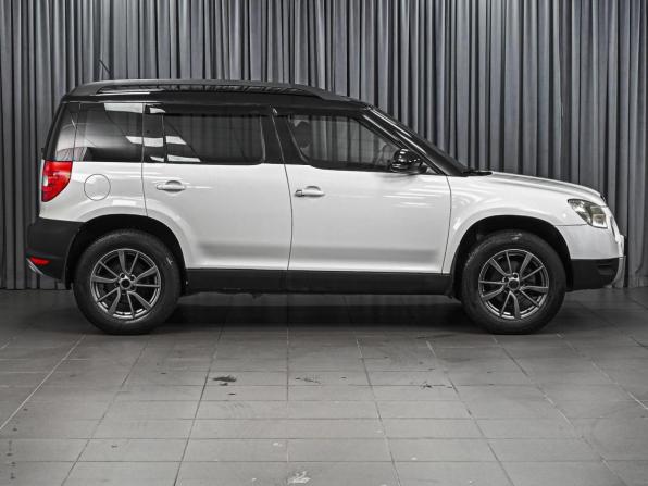 Skoda Yeti I Рестайлинг с пробегом 2013 года, цена 985 000 рублей, 134031 км, внедорожник, Автокод Объявления