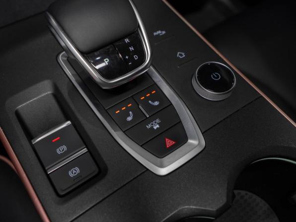 Omoda C5 I с пробегом 2024 года, цена 1 880 000 рублей, 36676 км, внедорожник, Автокод Объявления