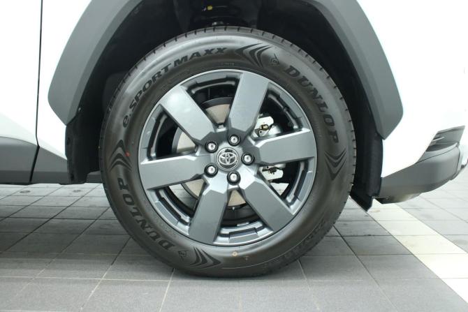 Toyota RAV4 VI (XA60) с пробегом 2026 года, цена 4 550 000 рублей, 72 км, внедорожник, Автокод Объявления