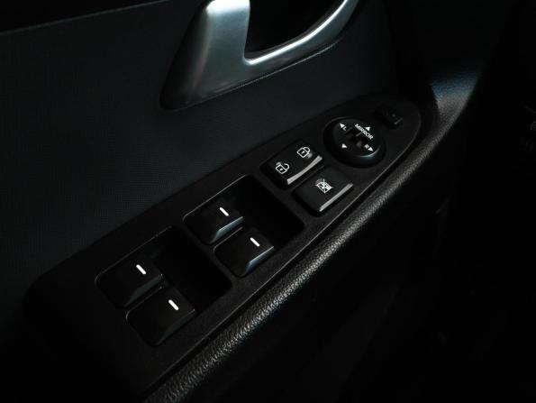 Kia Sportage III с пробегом 2011 года, цена 1 159 000 рублей, 177613 км, внедорожник, Автокод Объявления