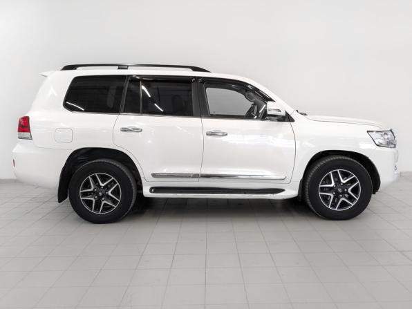 Toyota Land Cruiser 200 Series Рестайлинг 2 с пробегом 2016 года, цена 5 090 000 рублей, 251540 км, внедорожник, Автокод Объявления
