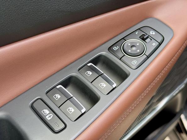 Hyundai Santa Fe IV с пробегом 2021 года, цена 2 855 000 рублей, 188803 км, внедорожник, Автокод Объявления