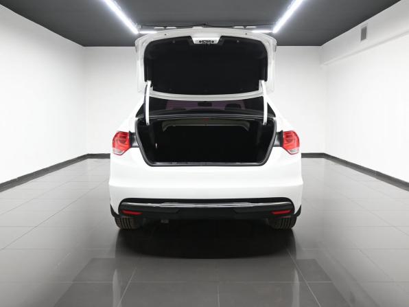 Citroen C4 II Рестайлинг с пробегом 2016 года, цена 895 000 рублей, 195479 км, седан, Автокод Объявления