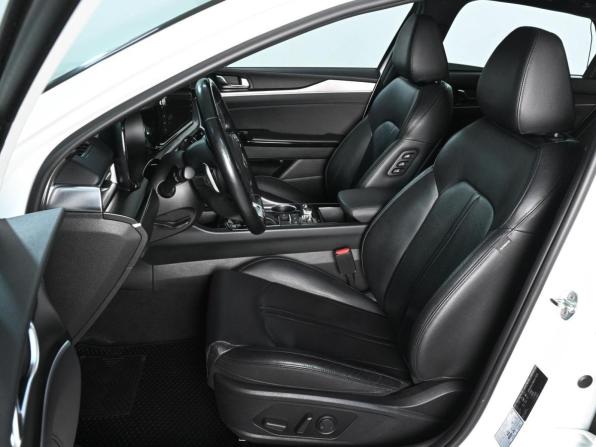 Kia K5 III с пробегом 2021 года, цена 3 279 000 рублей, 107337 км, седан, Автокод Объявления