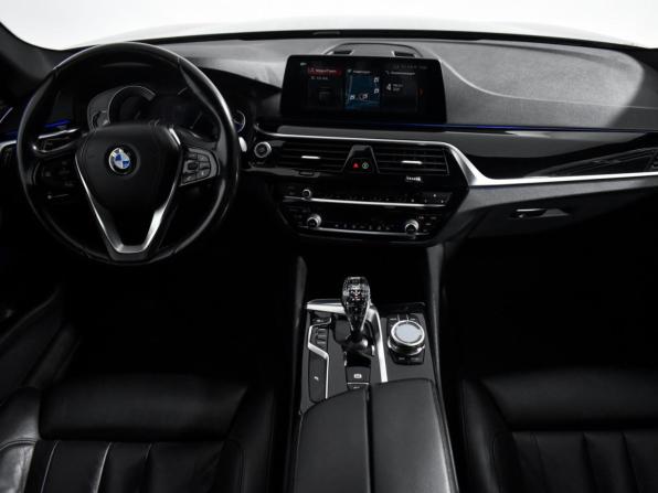 BMW 5 серии VII (G30/G31/G38) с пробегом 2018 года, цена 2 490 000 рублей, 159973 км, седан, Автокод Объявления
