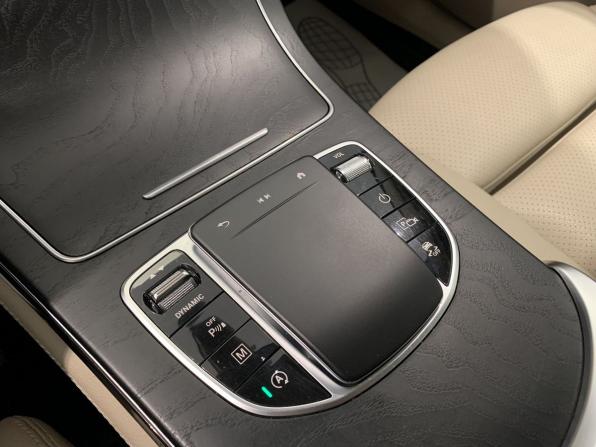 Mercedes-Benz GLC I (X253) Рестайлинг с пробегом 2019 года, цена 3 299 000 рублей, 140429 км, внедорожник, Автокод Объявления