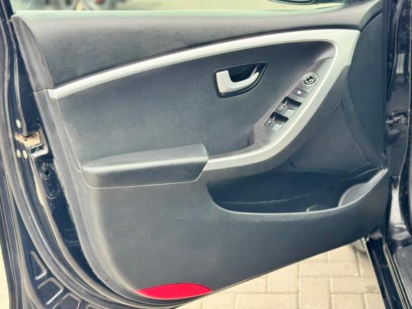 Hyundai i30 II с пробегом 2014 года, цена 925 000 рублей, 203000 км, хэтчбек, Автокод Объявления