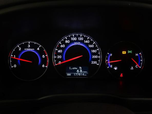 Hyundai Santa Fe II Рестайлинг с пробегом 2010 года, цена 1 190 000 рублей, 177813 км, внедорожник, Автокод Объявления