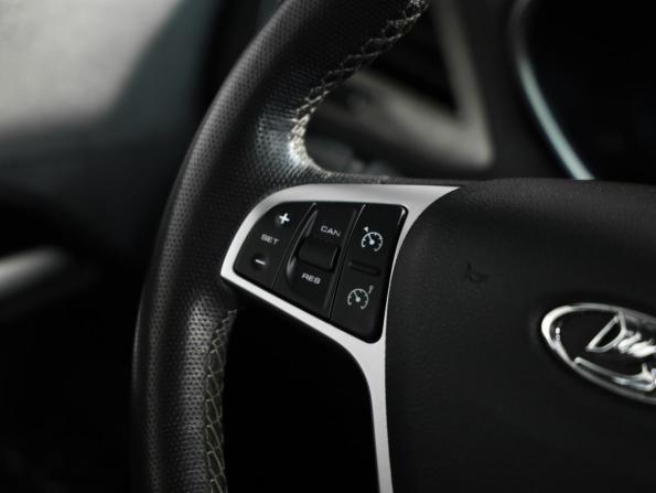 Lada (ВАЗ) Vesta I с пробегом 2020 года, цена 1 299 000 рублей, 45659 км, универсал, Автокод Объявления