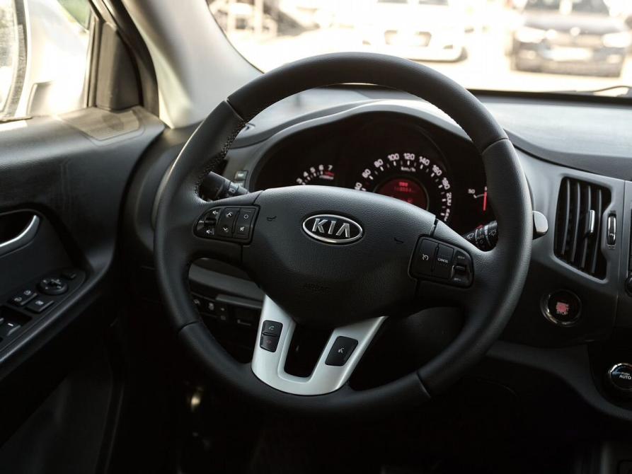 Kia Sportage III Казань  - изображение 14
