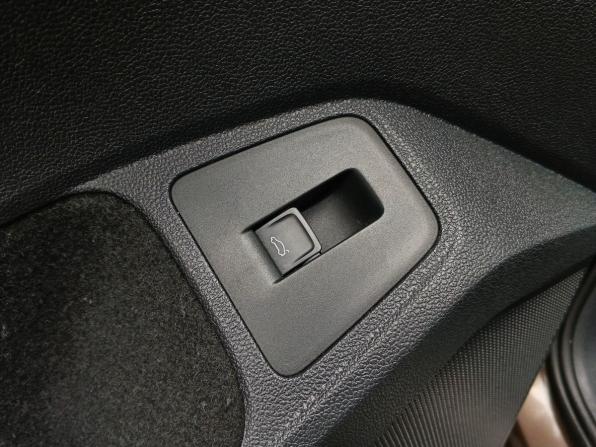 Volkswagen Tiguan II с пробегом 2017 года, цена 1 999 000 рублей, 246425 км, внедорожник, Автокод Объявления