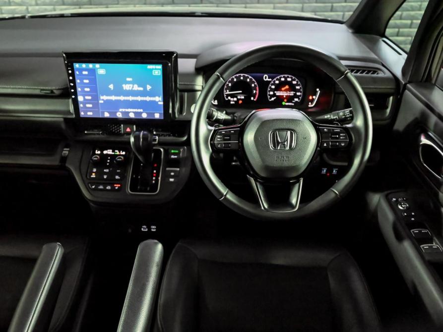 Honda Stepwgn VI Екатеринбург  - изображение 16
