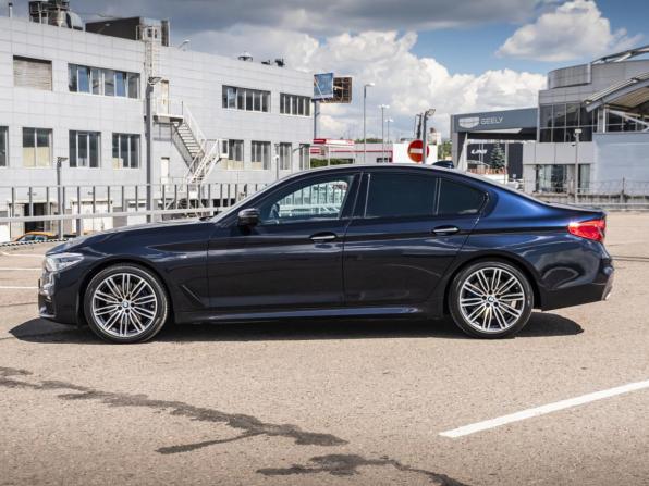 BMW 5 серии VII (G30/G31/G38) с пробегом 2017 года, цена 3 700 000 рублей, 91197 км, седан, Автокод Объявления