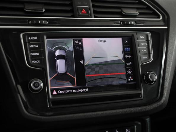 Volkswagen Tiguan II с пробегом 2017 года, цена 2 619 000 рублей, 123503 км, внедорожник, Автокод Объявления