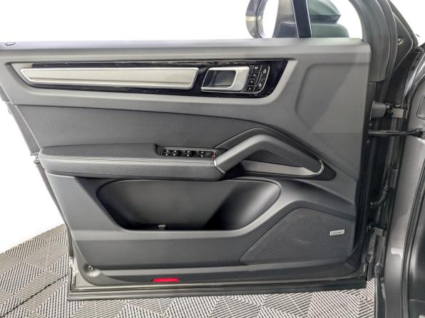 Porsche Cayenne III с пробегом 2019 года, цена 5 555 000 рублей, 114267 км, внедорожник, Автокод Объявления