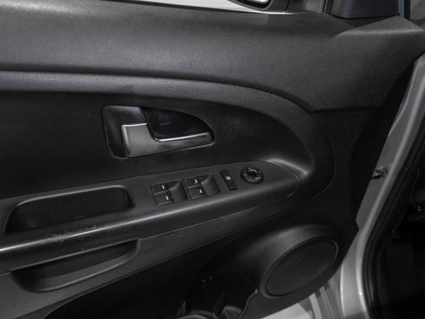 Kia Venga I Рестайлинг с пробегом 2015 года, цена 1 075 000 рублей, 171664 км, минивэн, Автокод Объявления