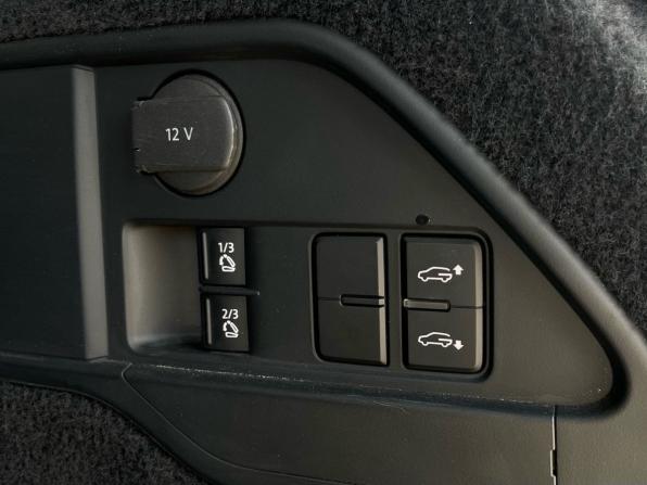 Volkswagen Touareg II с пробегом 2014 года, цена 2 399 000 рублей, 220900 км, внедорожник, Автокод Объявления