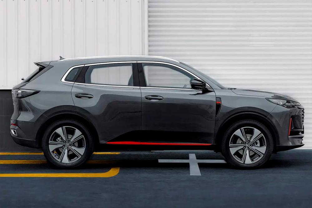Changan UNI-S (CS55 Plus) Москва  - изображение 24