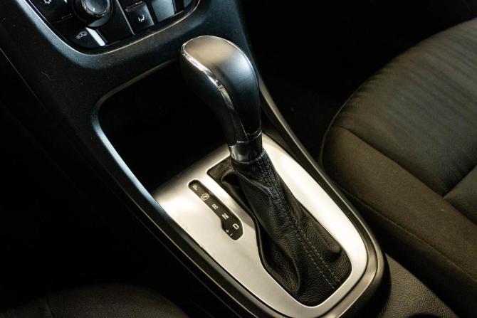 Opel Astra J с пробегом 2011 года, цена 700 000 рублей, 160316 км, хэтчбек, Автокод Объявления