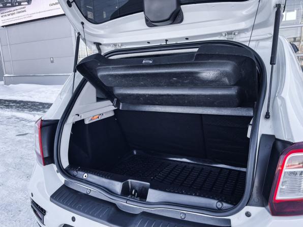 Renault Sandero II Рестайлинг с пробегом 2019 года, цена 960 000 рублей, 92581 км, хэтчбек, Автокод Объявления