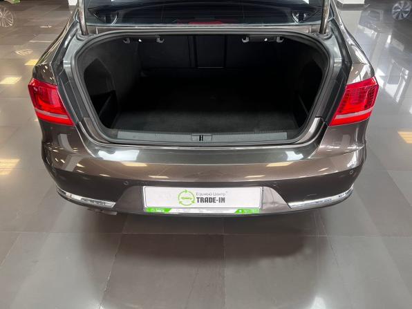 Volkswagen Passat B7 с пробегом 2013 года, цена 1 295 000 рублей, 169000 км, седан, Автокод Объявления