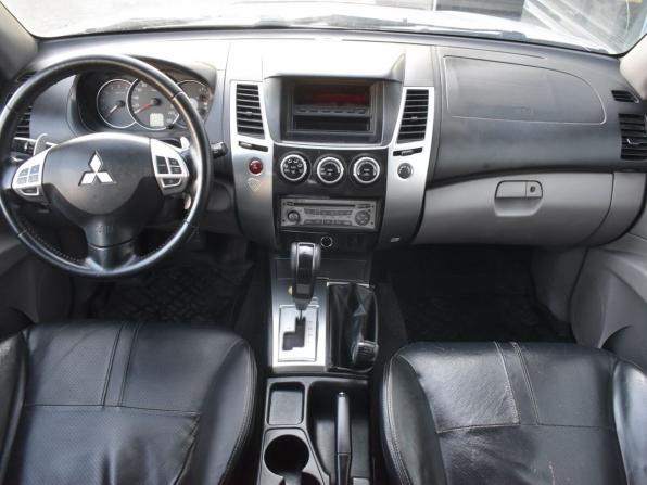 Mitsubishi Pajero Sport II Рестайлинг с пробегом 2013 года, цена 1 554 000 рублей, 233439 км, внедорожник, Автокод Объявления
