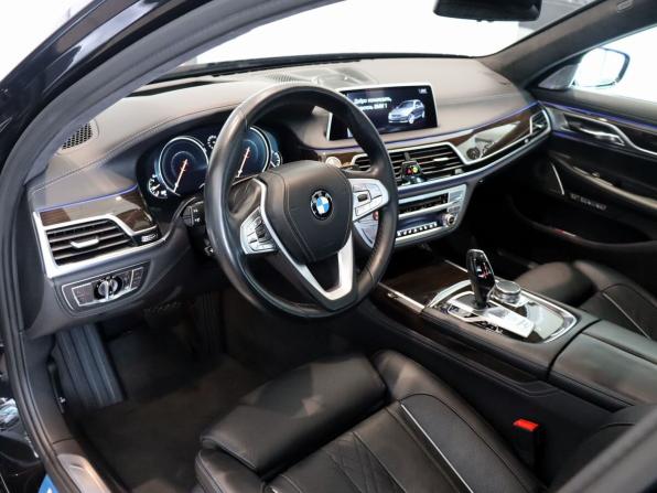 BMW 7 серии VI (G11/G12) с пробегом 2016 года, цена 3 900 000 рублей, 92075 км, седан, Автокод Объявления