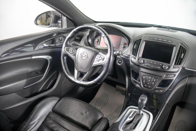 Opel Insignia I Рестайлинг с пробегом 2013 года, цена 1 249 000 рублей, 191245 км, седан, Автокод Объявления