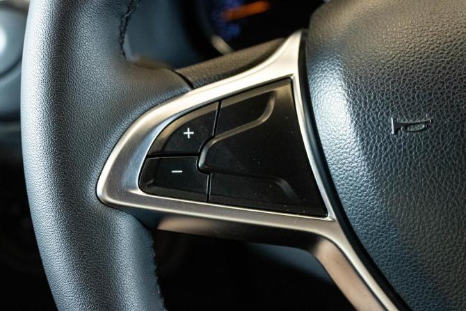 Renault Sandero II Рестайлинг с пробегом 2020 года, цена 1 299 000 рублей, 72942 км, хэтчбек, Автокод Объявления