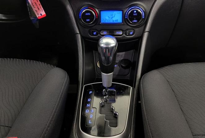 Hyundai Solaris I с пробегом 2012 года, цена 850 000 рублей, 134000 км, седан, Автокод Объявления