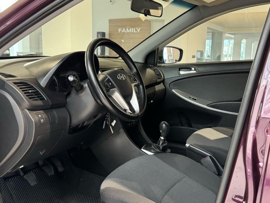 Hyundai Solaris I Челябинск  - изображение 16