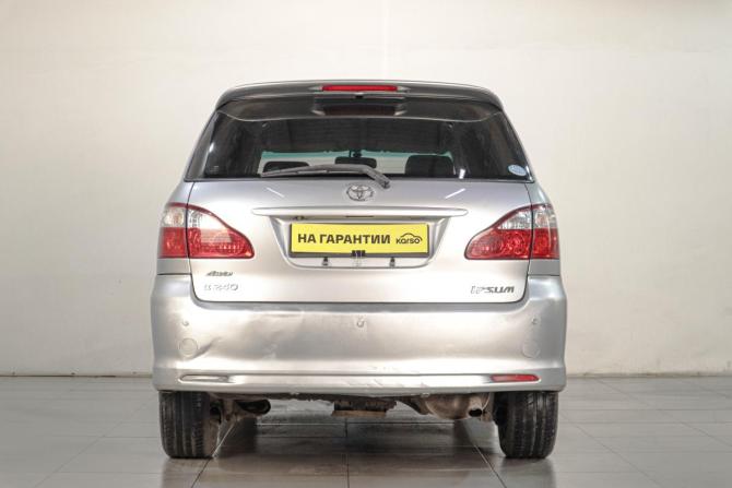 Toyota Ipsum II (M20) Рестайлинг с пробегом 2009 года, цена 1 059 000 рублей, 255000 км, компактвэн, Автокод Объявления