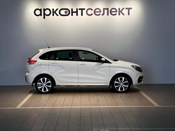 Lada (ВАЗ) XRAY I с пробегом 2017 года, цена 815 000 рублей, 155282 км, хэтчбек, Автокод Объявления
