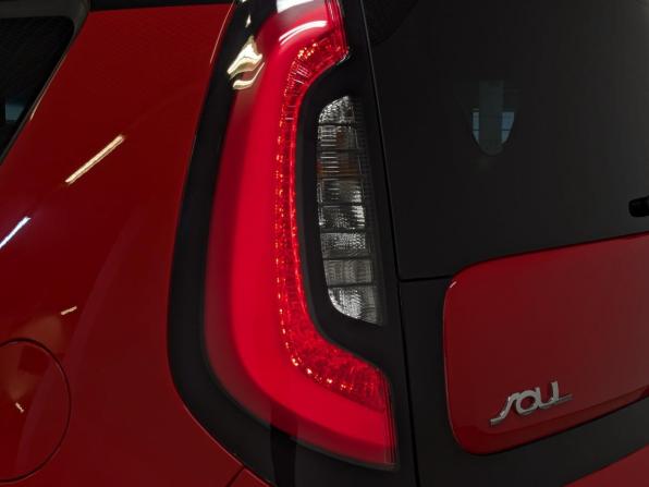 Kia Soul II Рестайлинг с пробегом 2018 года, цена 1 750 000 рублей, 74709 км, хэтчбек, Автокод Объявления