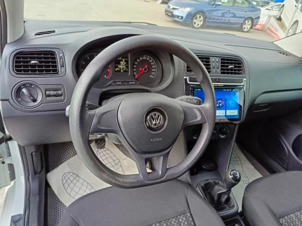 Volkswagen Polo V Рестайлинг с пробегом 2017 года, цена 969 995 рублей, 146137 км, седан, Автокод Объявления