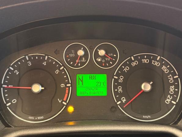 Ford Fusion I Рестайлинг с пробегом 2008 года, цена 298 000 рублей, 259049 км, хэтчбек, Автокод Объявления