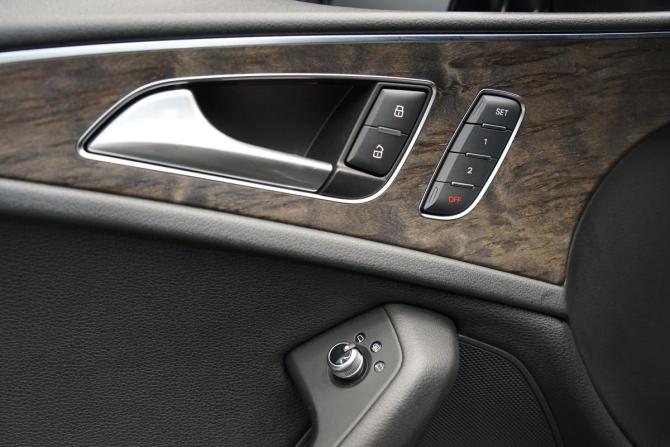Audi A6 IV (C7) Рестайлинг с пробегом 2016 года, цена 2 345 000 рублей, 189166 км, седан, Автокод Объявления