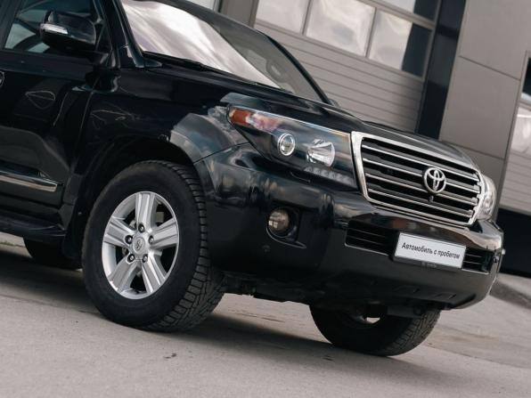 Toyota Land Cruiser 200 Series Рестайлинг 1 с пробегом 2012 года, цена 3 090 000 рублей, 160465 км, внедорожник, Автокод Объявления