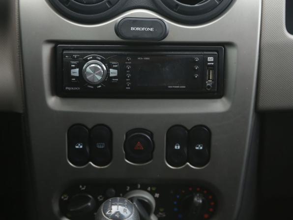 Renault Logan I Рестайлинг с пробегом 2011 года, цена 252 000 рублей, 207000 км, седан, Автокод Объявления